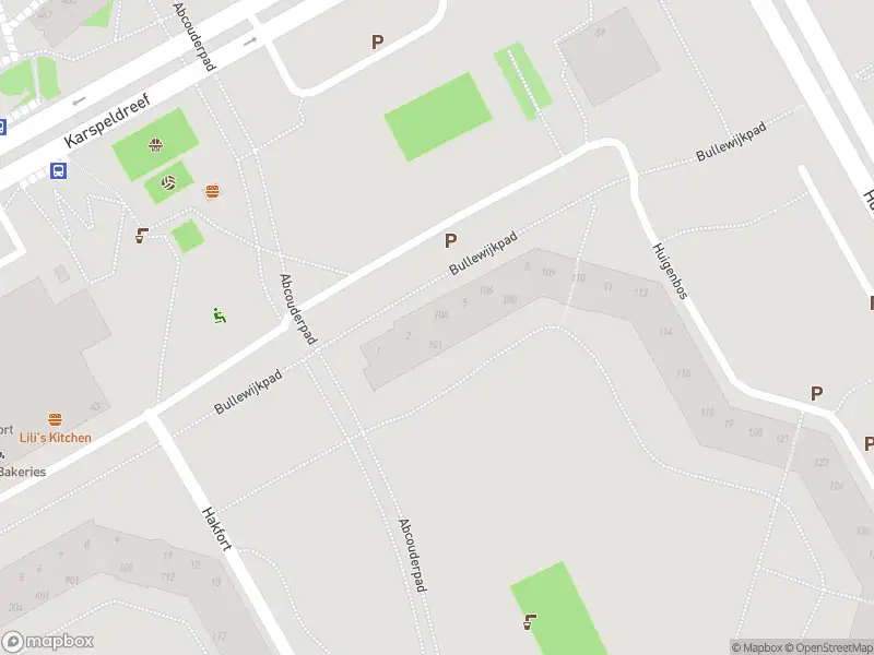 Ambulance met grote spoed naar de Huigenbos in Amsterdam