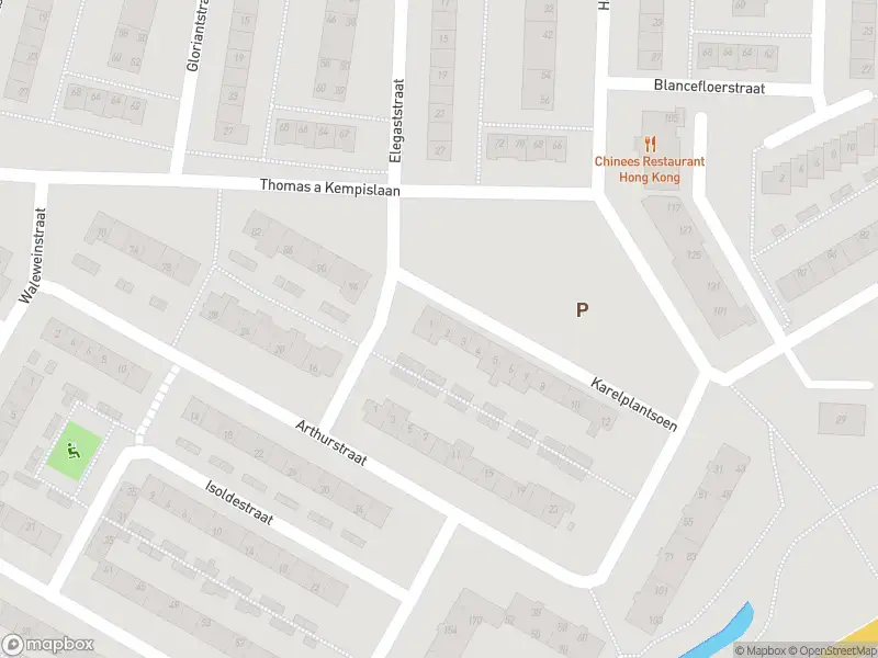 Ambulance met gepaste spoed naar de Karelplantsoen in Alkmaar