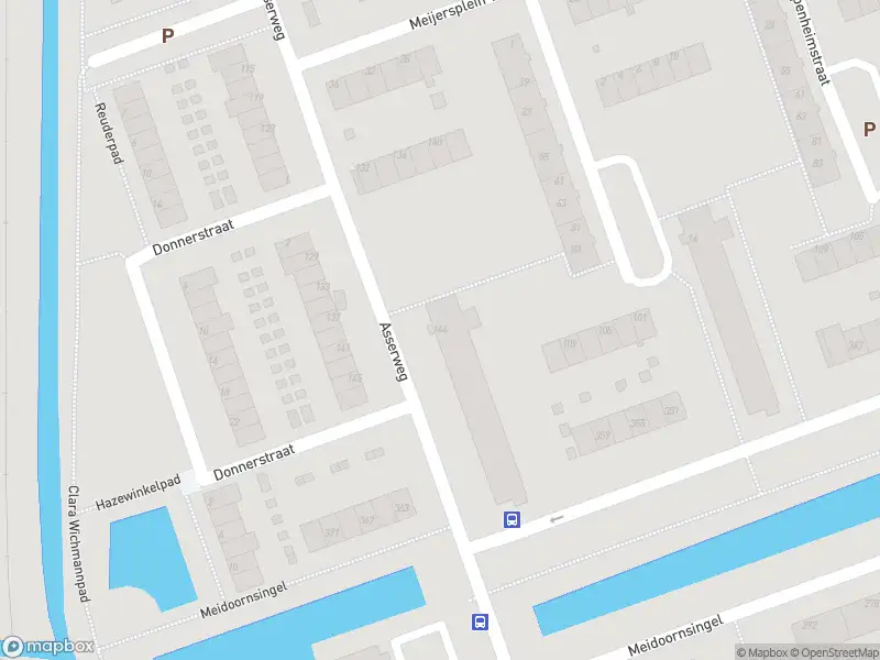 Ambulance met gepaste spoed naar de Asserweg in Rotterdam