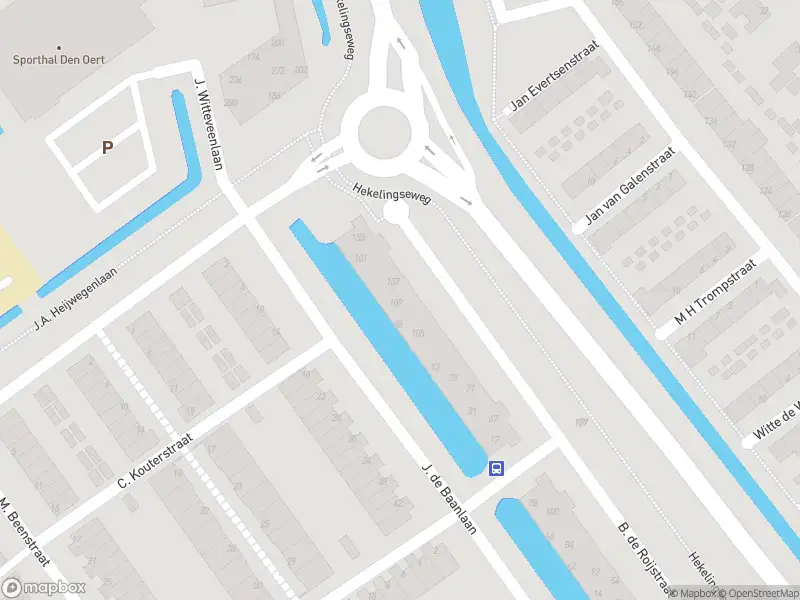 Ambulance met gepaste spoed naar de B. de Roijstraat in Spijkenisse