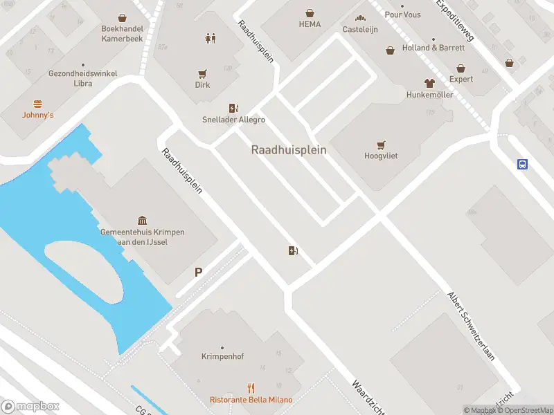 Ambulance met gepaste spoed naar de Raadhuisplein in Krimpen aan den IJssel