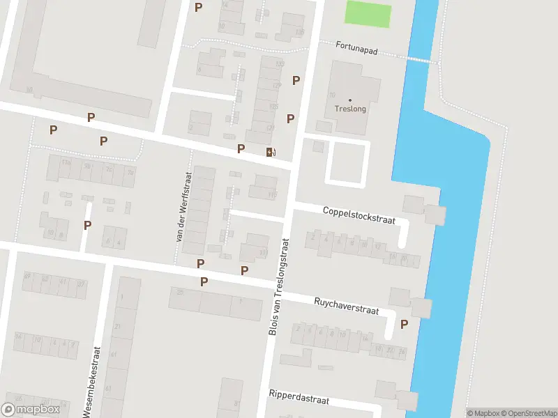 Ambulance met gepaste spoed naar de Blois van Treslongstraat in Vlaardingen