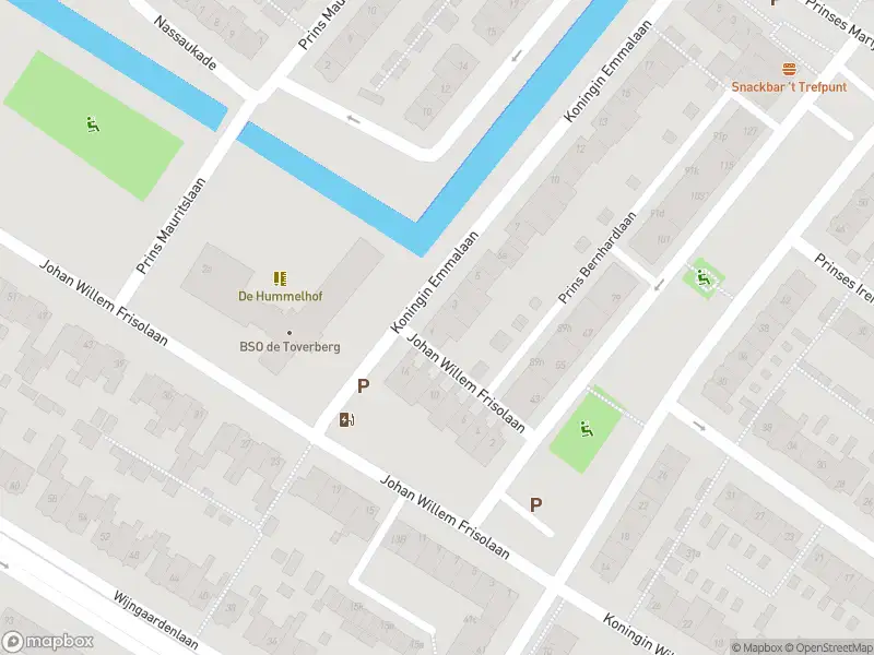 Ambulance met grote spoed naar de Koningin Emmalaan in Voorschoten