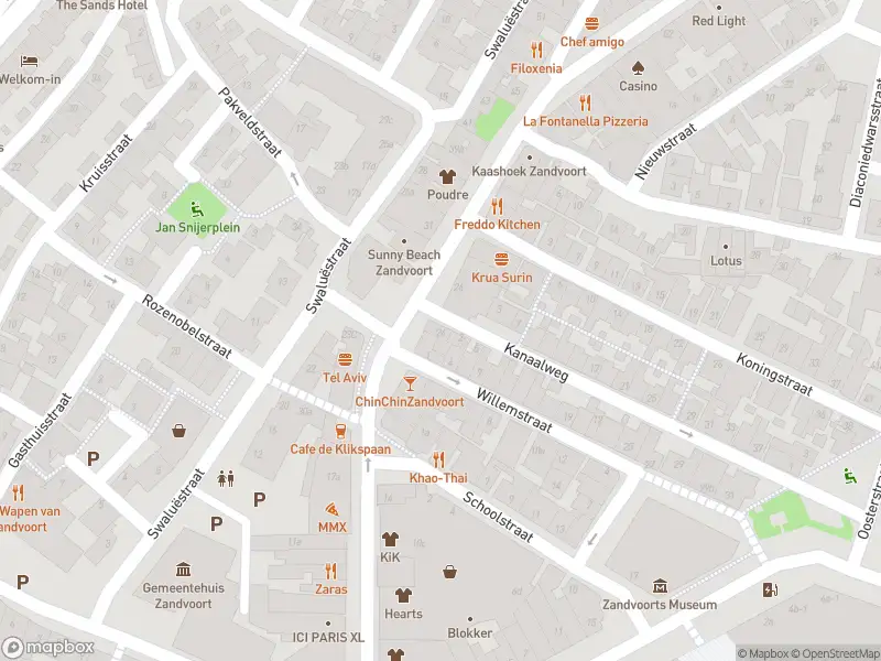 Ambulance met gepaste spoed naar de Koningstraat in Zandvoort