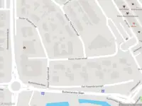 Ambulance met grote spoed naar de Mr. Thorbeckestraat in Barendrecht