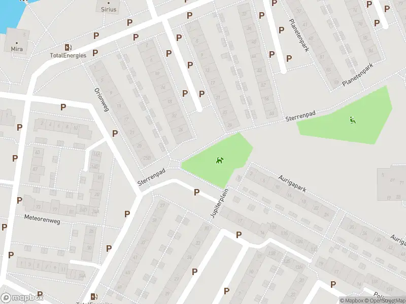 Ambulance met grote spoed naar de Mercuriusweg in Purmerend