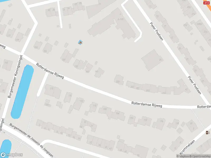 Brandweer en politie met grote spoed naar de Eskampstraat in Rotterdam vanwege middelgrote brand