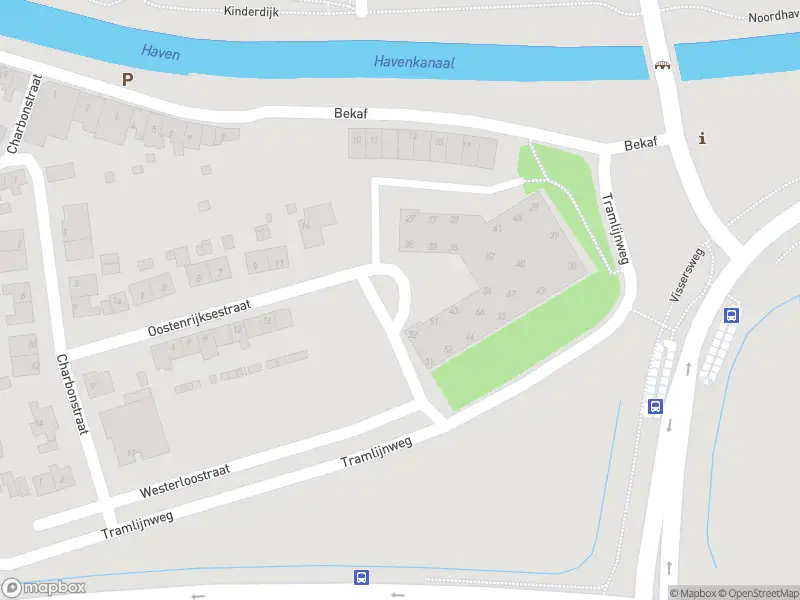 Ambulance met grote spoed naar de Hongaarseplein in Goedereede