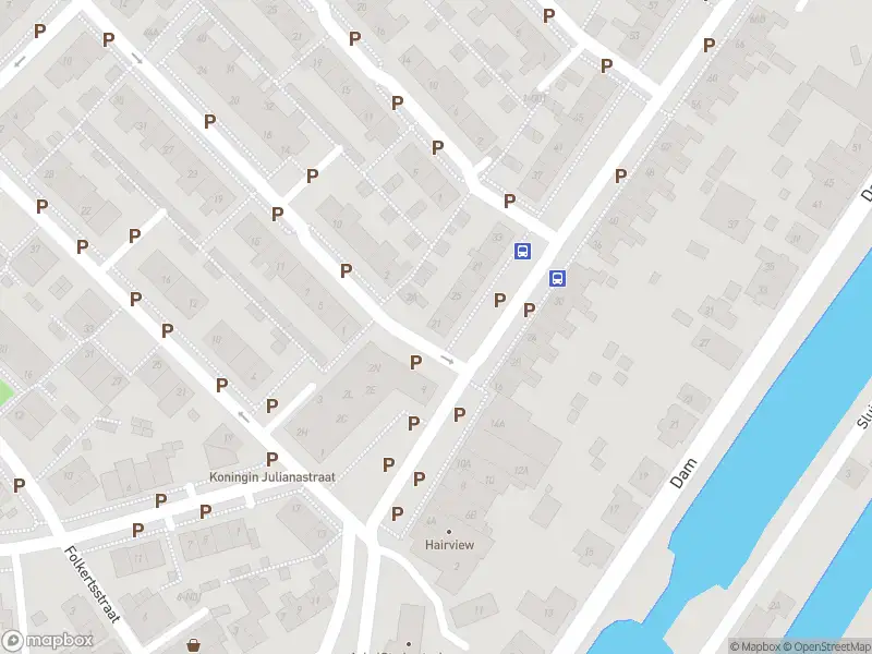 Ambulance met gepaste spoed naar de Raadhuisplein in Arkel