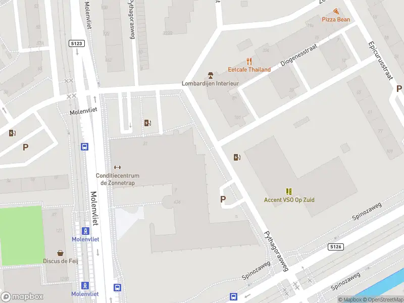 Politie naar de Pythagorasweg in Rotterdam vanwege ongeval met letsel