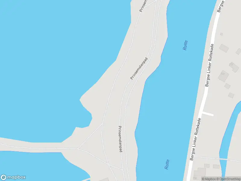 Brandweer met grote spoed naar de Prinsemolenpad in Rotterdam vanwege waarnemen gaslucht