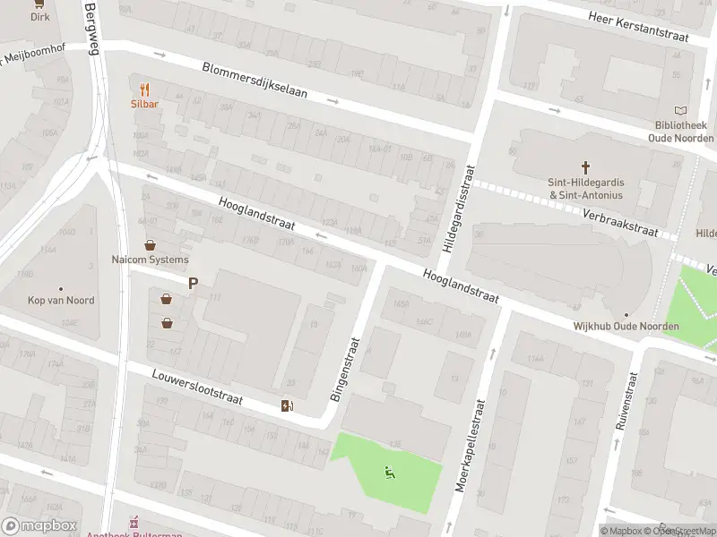 Ambulance met grote spoed naar de Hooglandstraat in Rotterdam