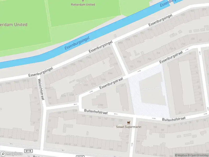 Ambulance met gepaste spoed naar de Essenburgstraat in Rotterdam