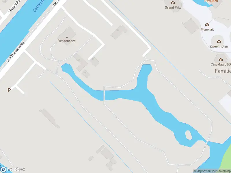 Ambulance met grote spoed naar de Jan Thijssenweg in 's-Gravenhage