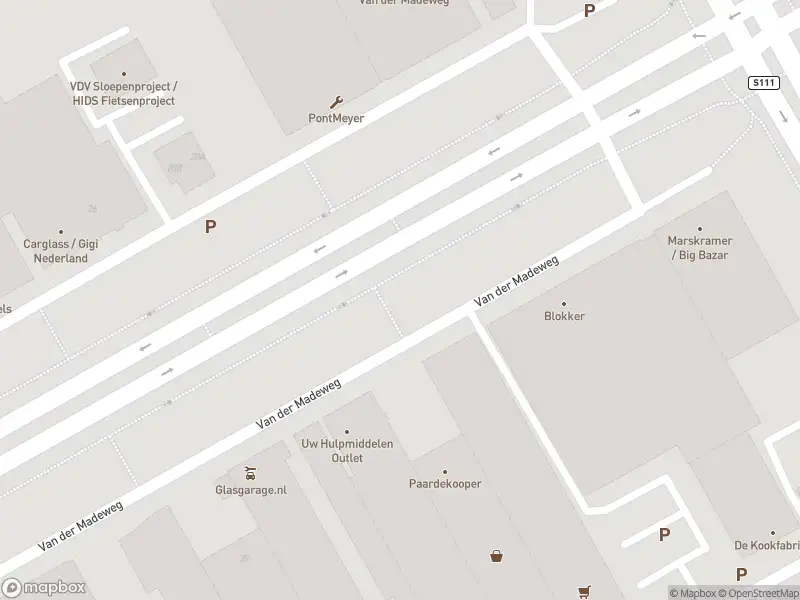 Politie met grote spoed naar de Van der Madeweg in Amsterdam-Duivendrecht vanwege ongeval met letsel