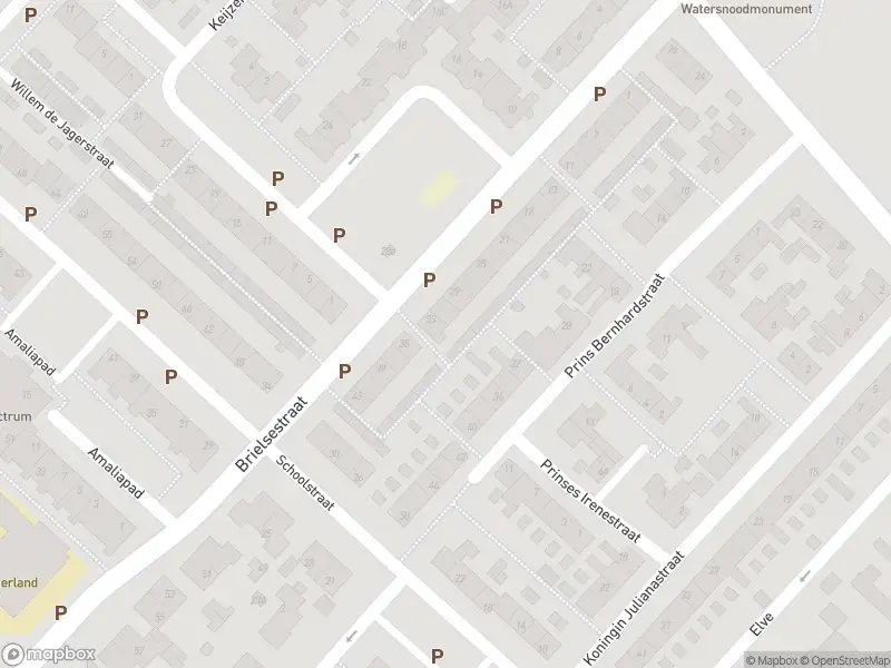 Ambulance met grote spoed naar de Brielsestraat in Stellendam