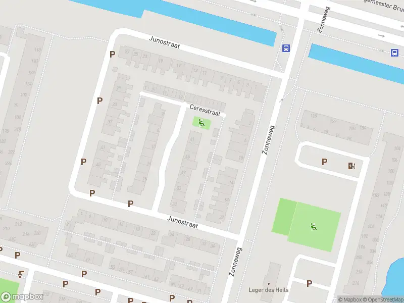 Ambulance met gepaste spoed naar de Junostraat in Alphen aan den Rijn