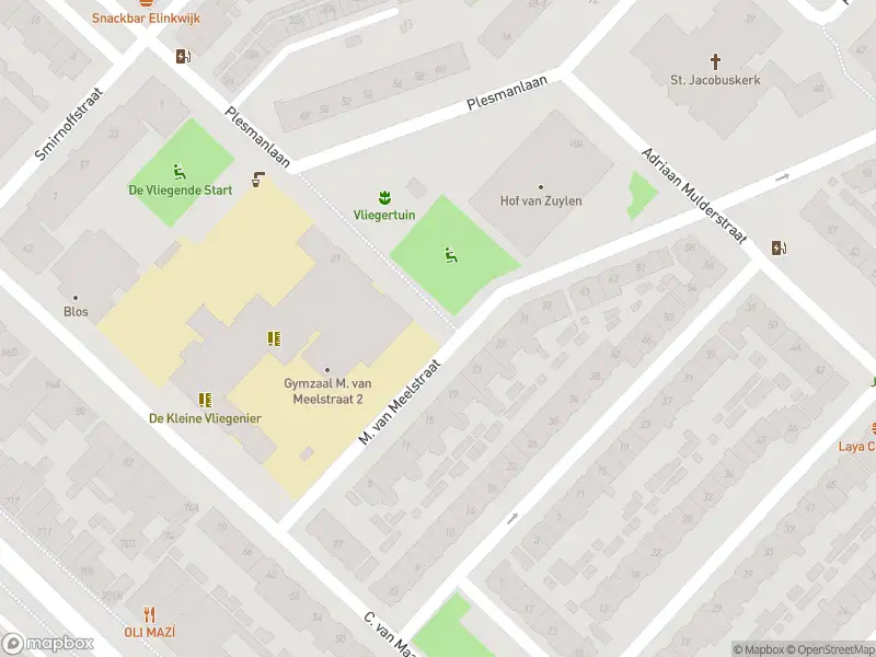 Brandweer met gepaste spoed naar de De Bazelstraat in Utrecht