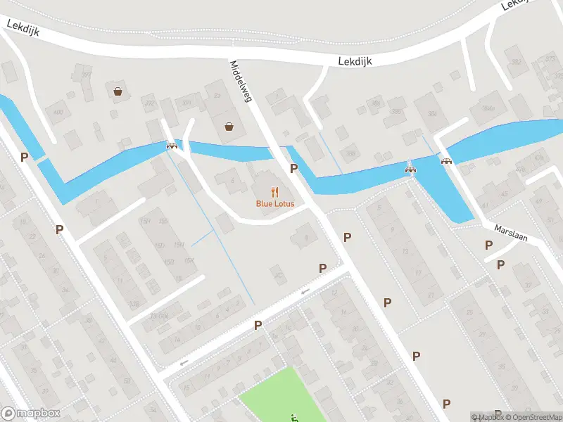 Ambulance met grote spoed naar de Middelweg in Nieuw-Lekkerland