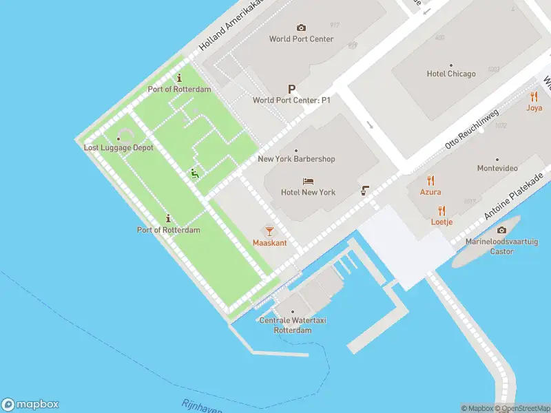 Politie naar de Koninginnenhoofd in Rotterdam vanwege personen te water