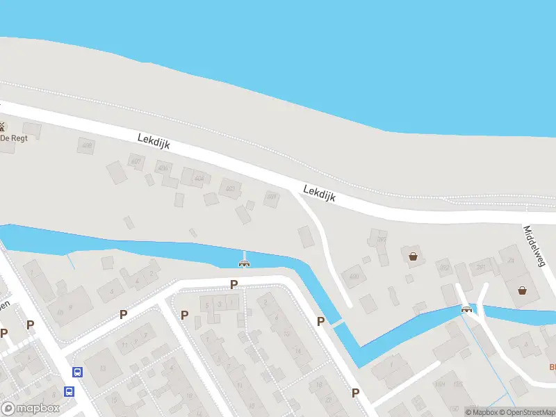 Ambulance met gepaste spoed naar de Lekdijk in Nieuw-Lekkerland