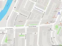 Ambulance met grote spoed naar de Goudse Rijweg in Rotterdam