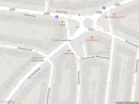 Ambulance met grote spoed naar de Tidemanstraat in Rotterdam