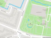 Ambulance met grote spoed naar de Kleverparkweg in Haarlem