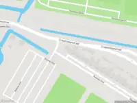 Ambulance met gepaste spoed naar de Reeweg Oost in Dordrecht