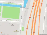 Ambulance met grote spoed naar de Gerrie Knetemannlaan in Amsterdam