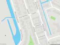 Ambulance met gepaste spoed naar de Julianastraat in Langerak