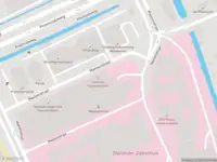 Brandweer met grote spoed naar de Maelsonstraat in Hoorn vanwege afgaan automatisch brandalarm