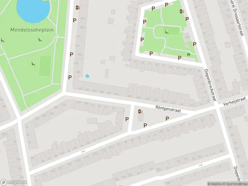 Ambulance met grote spoed naar de Röntgenstraat in Vlaardingen