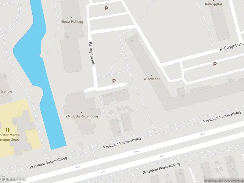 Ambulance met grote spoed naar de Kelloggplaats in Rotterdam