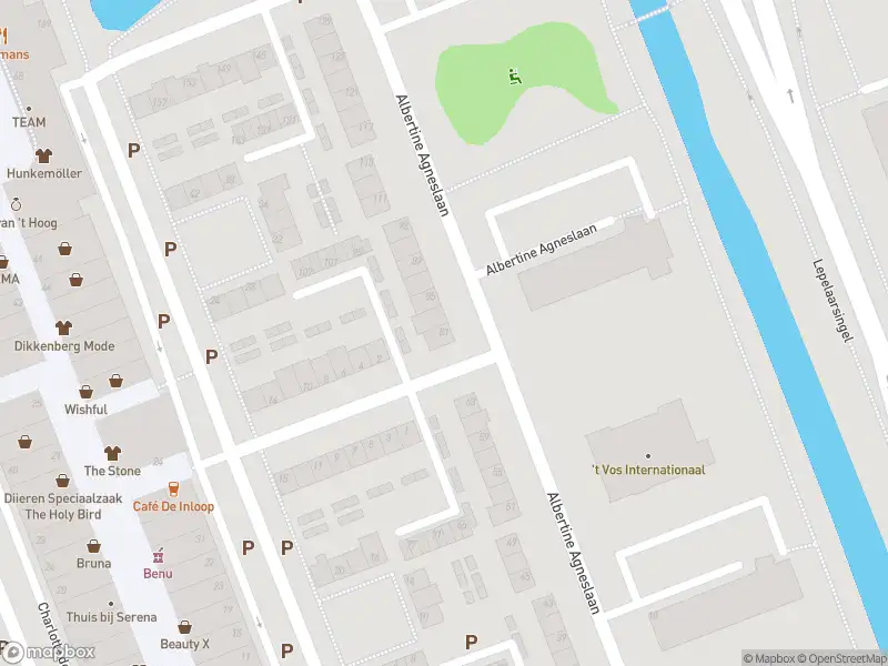 Ambulance met gepaste spoed naar de Albertine Agneslaan in Vlaardingen