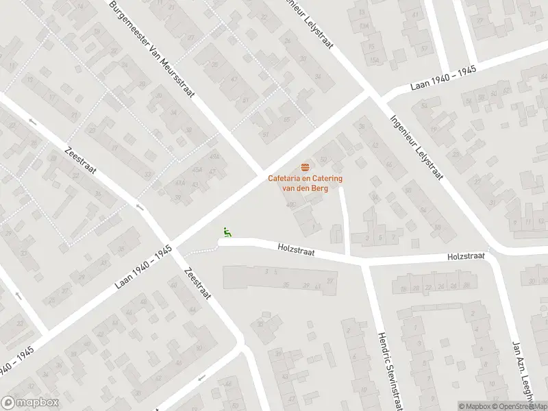 Politie naar de Laan 1940 - 1945 in Harderwijk vanwege aanrijding met letsel