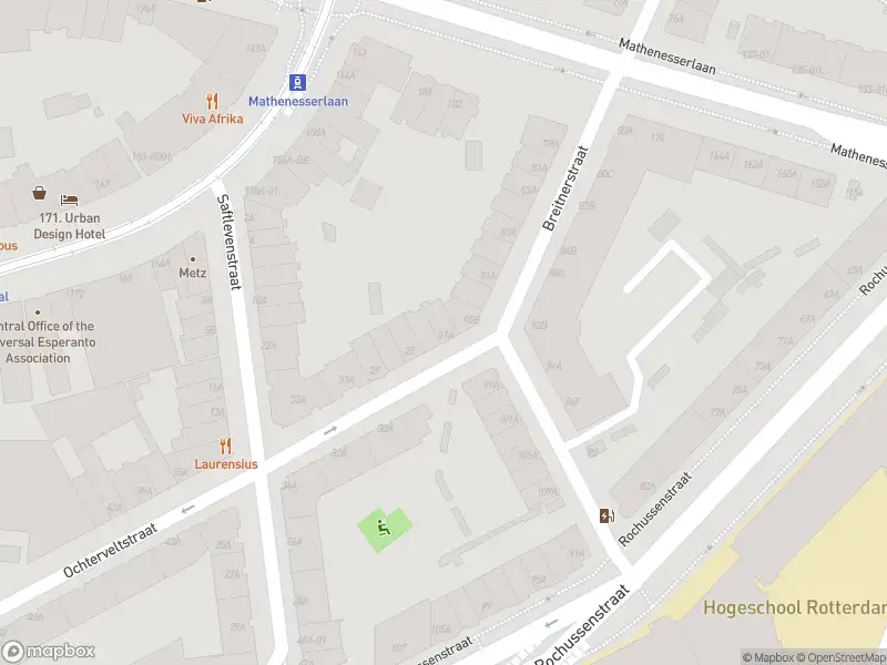 Ambulance met grote spoed naar de Ochterveltstraat in Rotterdam