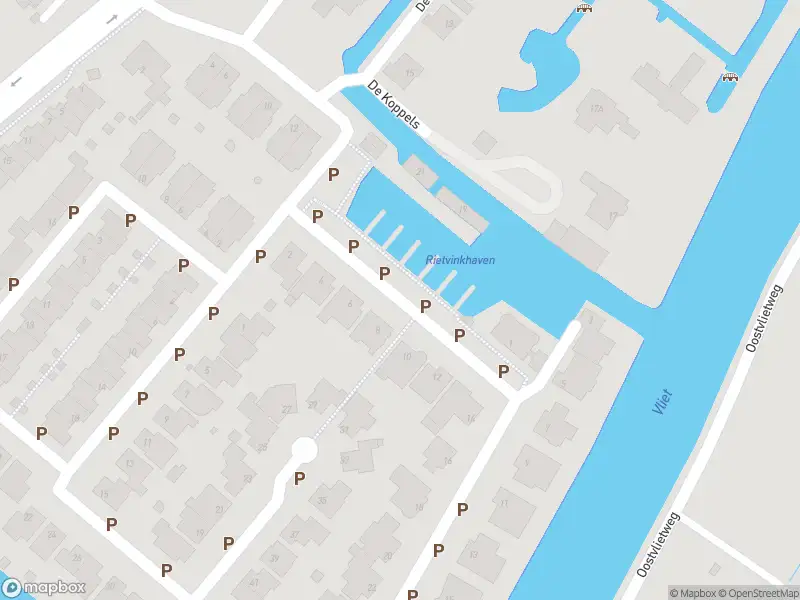 Ambulance met grote spoed naar de Laurentiusweer in Leidschendam