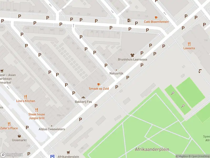 Ambulance met grote spoed naar de Paul Krugerstraat in Rotterdam