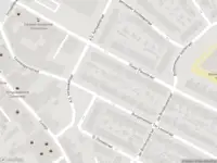 Ambulance met gepaste spoed naar de Willem Brinkmanstraat in Zaandam