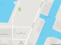 Ambulance met grote spoed naar de Rosmolenweg in Papendrecht