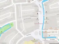 Brandweer met grote spoed naar de De Plaetse in Helmond vanwege reanimatie