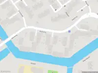 Ambulance met grote spoed naar de Keerkring in Capelle aan den IJssel