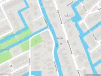 Ambulance met gepaste spoed naar de Hoflandendreef in Delft