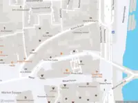 Brandweer met gepaste spoed naar de Gubbelstraat in Maastricht vanwege een buitenbrand