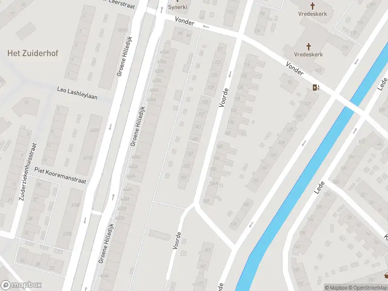 Ambulance met gepaste spoed naar de Voorde in Rotterdam