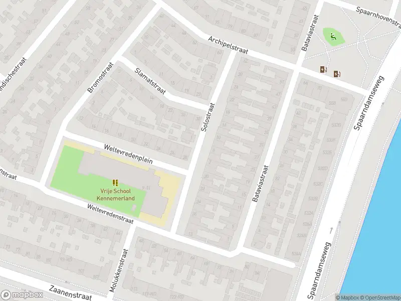 Brandweer met gepaste spoed naar de Solostraat in Haarlem vanwege voertuigbrand