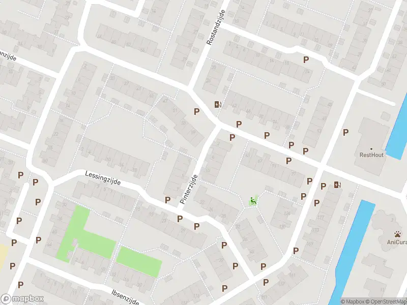 Ambulance met gepaste spoed naar de Pinterzijde in Zoetermeer