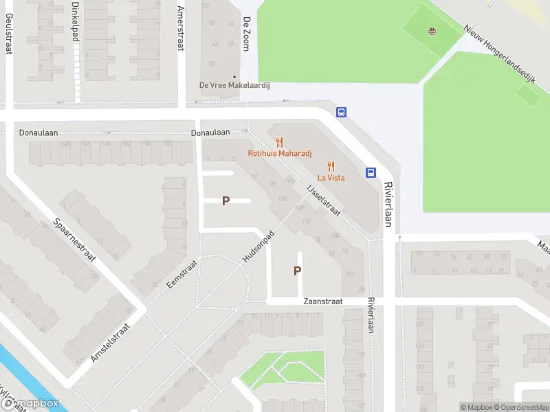 Ambulance met grote spoed naar de IJsselstraat in Spijkenisse