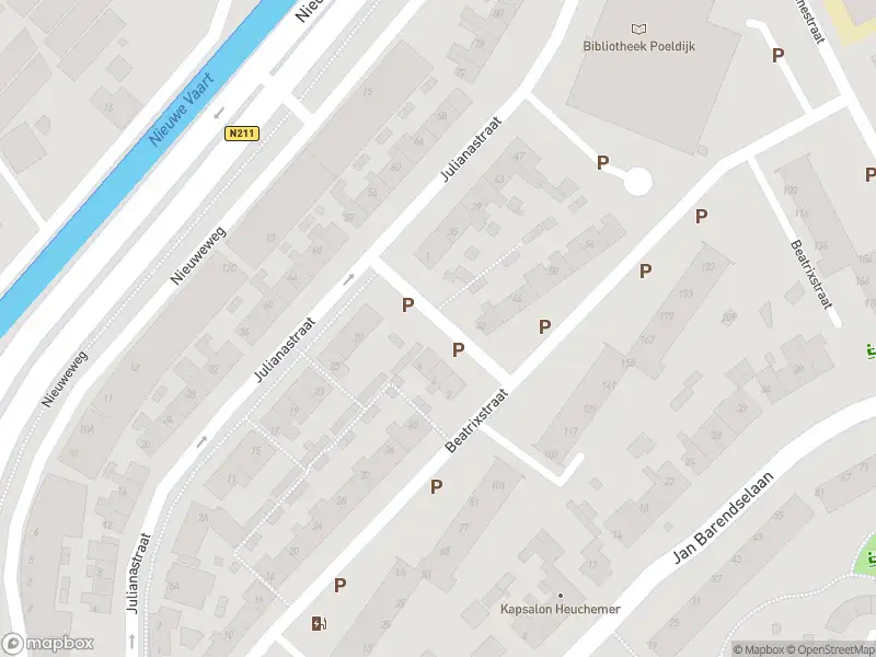 Ambulance met gepaste spoed naar de Marijkestraat in Poeldijk